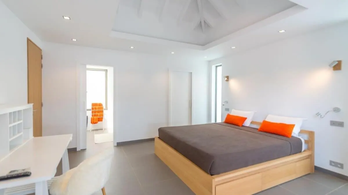 Classy and Serene Villa with Beach Views Petit Cul-de-Sac 0*,