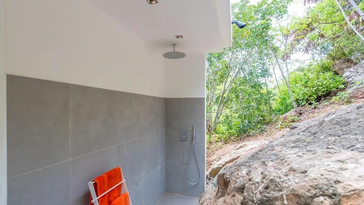 Classy and Serene Villa with Beach Views Petit Cul-de-Sac